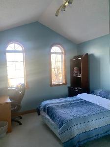 ️ Furnished Room with Mountain Views – Tuscany, NW Calgary - Photo 14