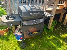 Barbecue à vendre – Très propre! - Photo 2