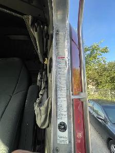 Kenworth T-600 - Photo 10