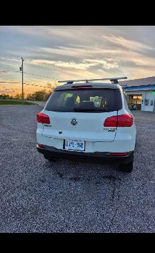 2015 Volkswagen Tiguan for Sale - Photo 4