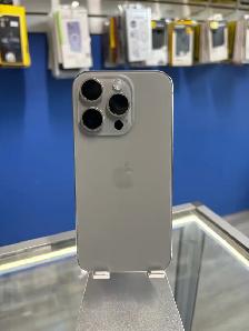 iPhone 15 Pro 128gb (Store Warranty)