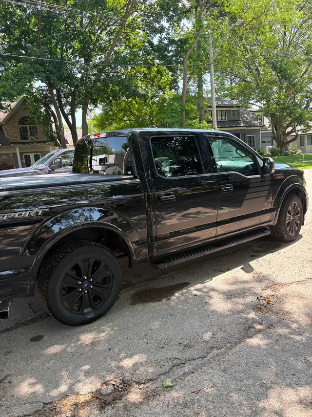 Ford F150 2019 XLT Sport SuperCrew EcoBoost Truck