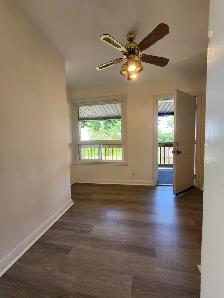 1-BDRM   DEN NEAR CASINO - Photo 5