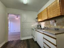 1-BDRM   DEN NEAR CASINO - Photo 7