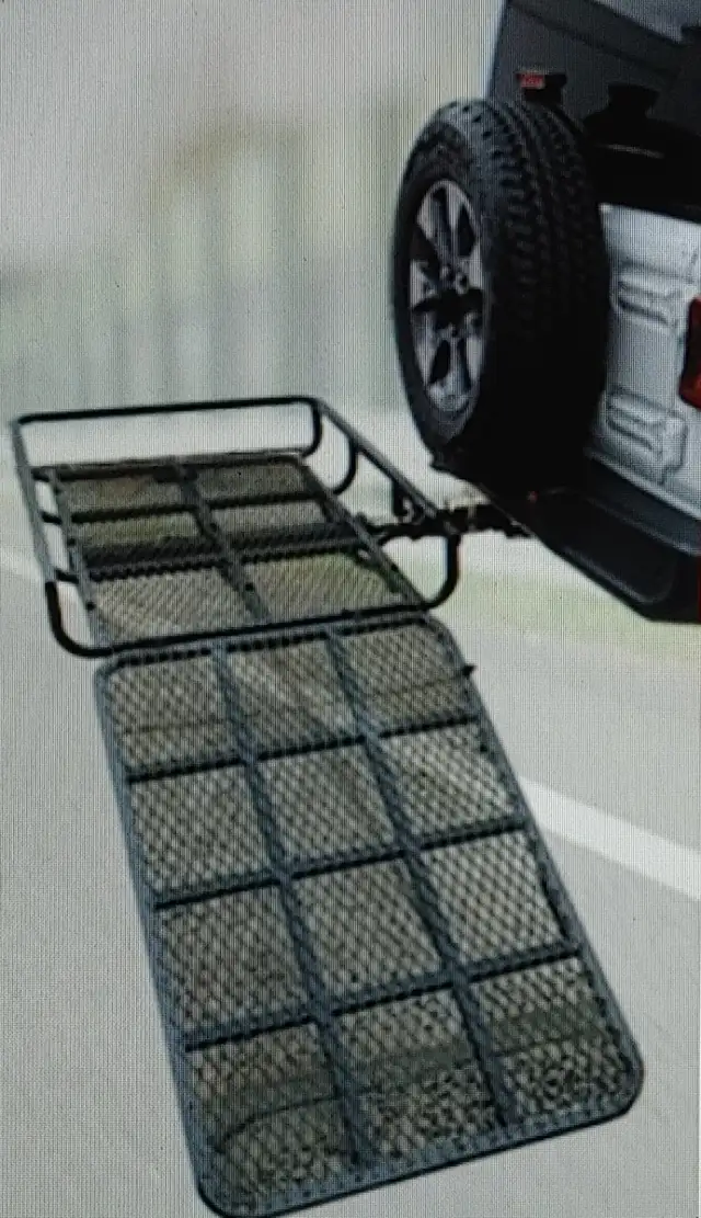 Heavy Duty Hitch Cargo Carrier w/ramp