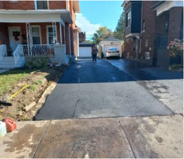 Complete Paving Solutions | Asphalt, Concrete & Parking Lots