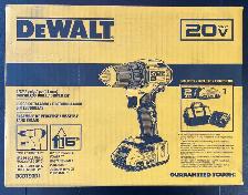 NEW DEWALT DCD793D1 1/2" DRILL/DRIVER KIT