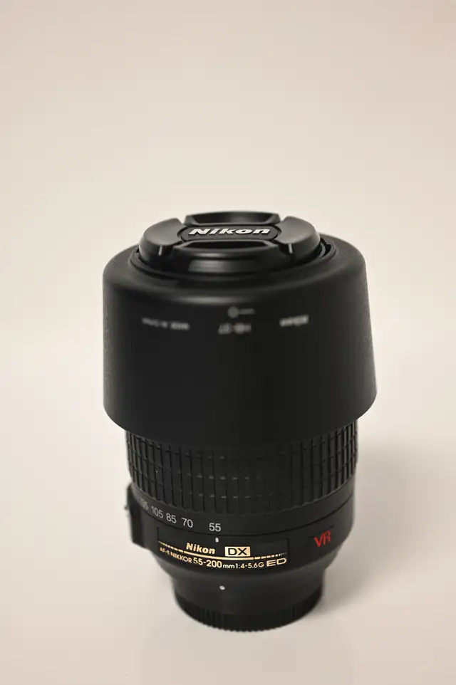 Nikon Lens AF-S DX NIKKOR 55-200mm f/4-5.6G ED VR USED good