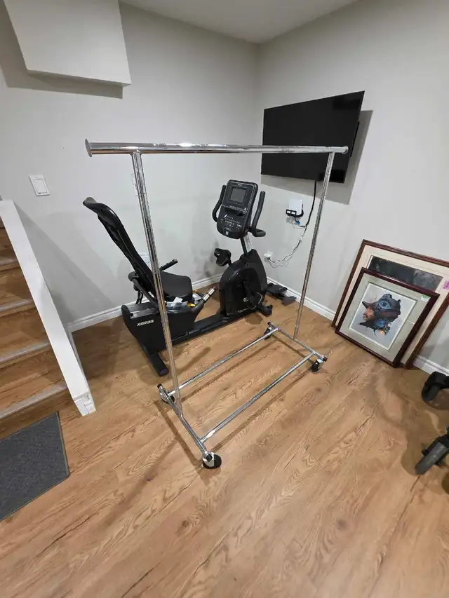 Rolling Clothes Rack