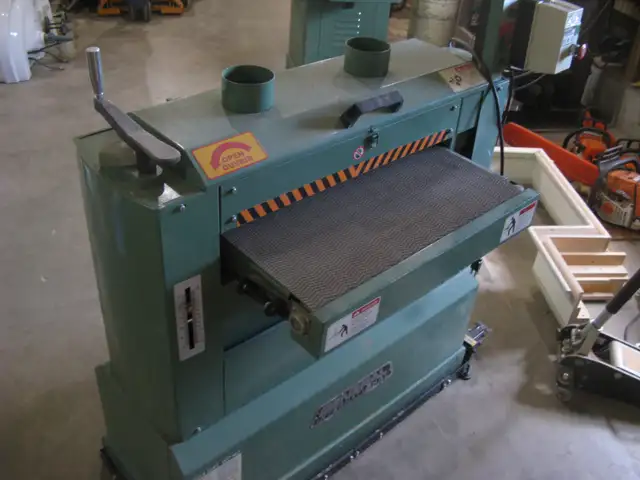 25' GENERAL DRUM SANDER