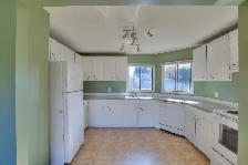 1 Bedroom fully Furnished 1/2 Duplex for Rent in queit Westsyde - Photo 2
