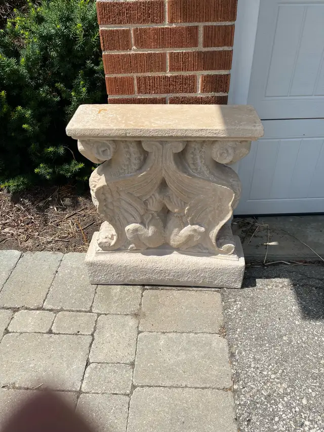 Decorative cast concrete/plaster table legs/potted plant stand
