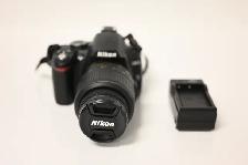Nikon D3000 D-SLR AF-S 18-55mm VR Zoom Lens USED Good