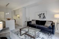 1 BEDROOM PLUS DEN, LIKE NEW, EAST VILLAGE, Semi Furnished - Photo 3