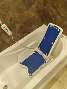 bath tub chair lift - Photo 3