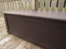 La-Z-Boy Patio Set Aberdeen 6 chairs, umbrella, deck box - Photo 8