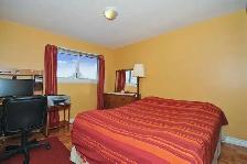 PRIVATE ROOMS FOR RENT Near Humber College North Campus - Photo 2