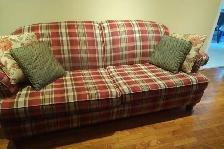 Sofa & Love Seat - Photo 2