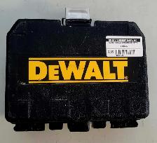 Dewalt 360° Red Beam Cross Line Laser Level (30361960) - Photo 4