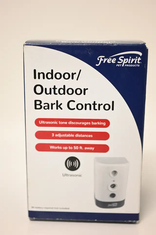 Bark Control Free Spirit Pet indoor and outdoor Brand New