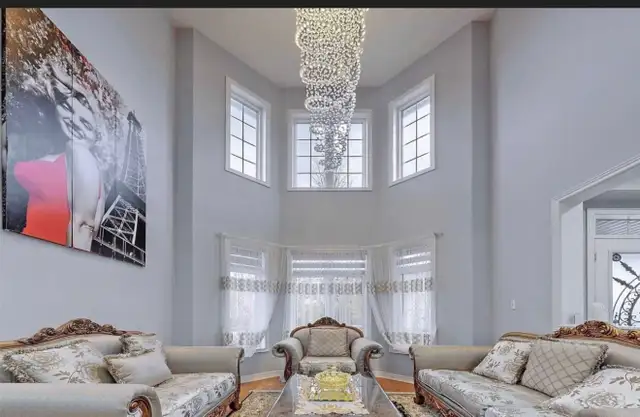 HOUSE FOR SALE BY OWNER