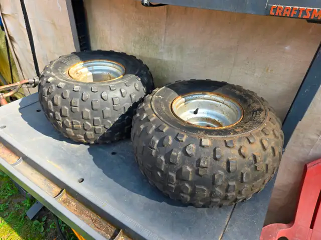Yamaha 350 Banshee Rear Wheels With Tires That Need Replacement