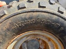 Yamaha 350 Banshee Rear Wheels With Tires That Need Replacement - Photo 6