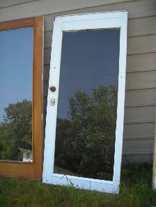 Portes jardin usagées mais solides