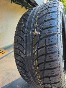 Pirelli P7000 225/35ZR17 82Y Low Profile Reiforced Zero FlatTire - Photo 2