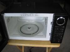 Microwave - Photo 6