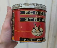 VINTAGE 1940's FOREST AND STREAM PIPE TOBACCO TIN (HALF LB.) - Photo 2