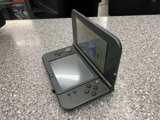 Nintendo New 3DS Handheld