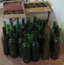 GREEN WINE BOTTLES - Photo 2