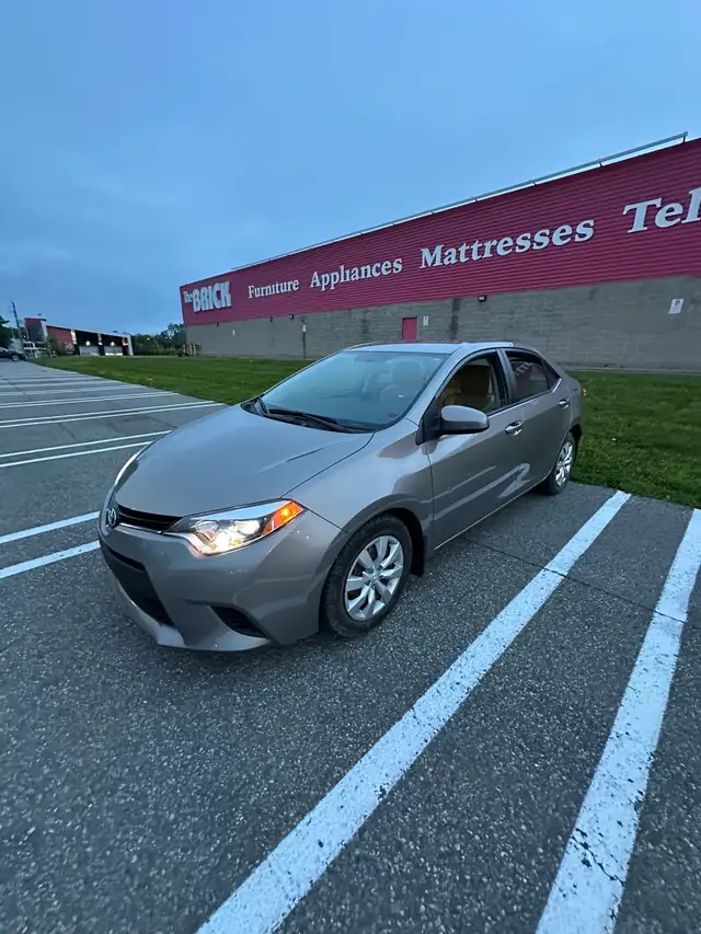 2014 Toyota Corolla Low KM 1 Owner
