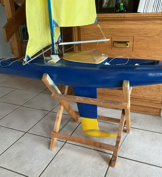 RC Sailboat