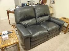 Leather Love Seat | Deer Run | Free But You Have To Pick It Up! - Photo 2