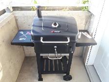 Hearthstone 22' Precision Charcoal BBQ Grill & Smoker