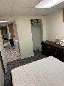 Room for Rent - Photo 2