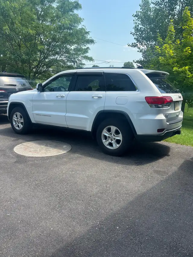 JEEP CHEROKEE 2014 low milage