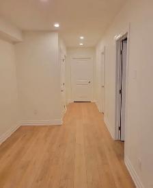 Newly renovated 2 basement apartment for rent - Photo 5