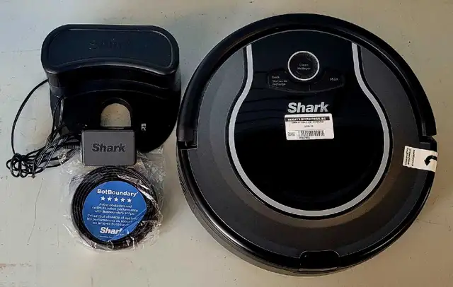 Shark RV750 Bluetooth Robot Vacuum Cleaner (28347868)