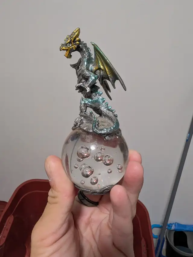 Mini dragon figurine