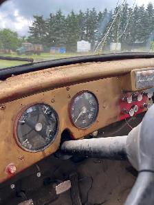 International Harvester L-120 Series Trucks - Photo 5