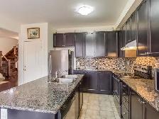 Brampton 4BR & 3.5 WR home for rent - Photo 6
