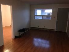For Sale: 8 unit townhouse complex / walk to HSC Hospital - Photo 4
