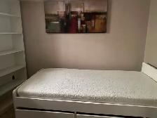 $450 room rental male  only near rcmp building west end - Photo 7