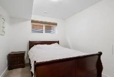 Bright & Spacious Legal 2-Bedroom Basement Suite for Rent – S - Photo 2