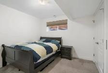 Bright & Spacious Legal 2-Bedroom Basement Suite for Rent – S - Photo 13