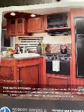 Travel Trailer - Photo 3