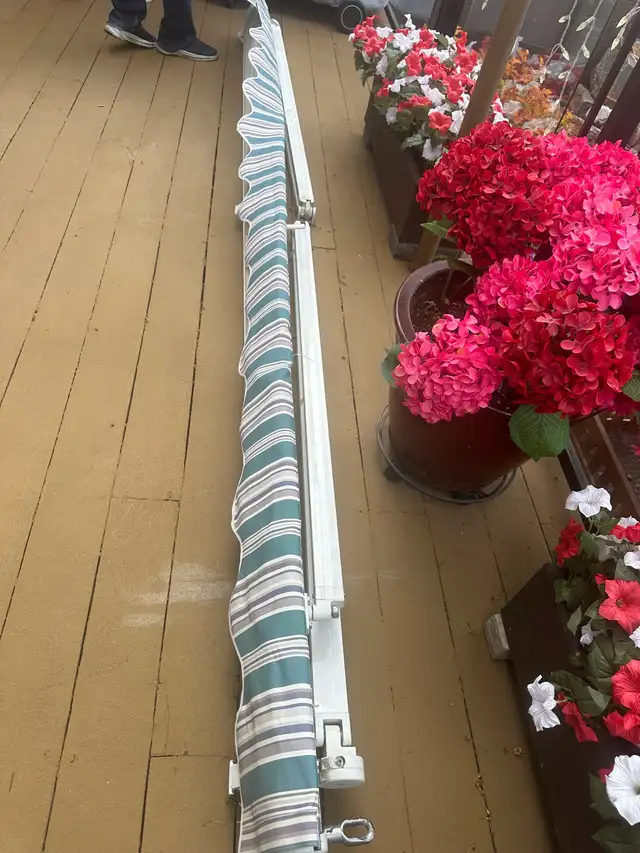 Crank open awning
